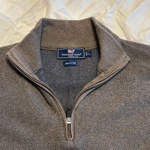 Vineyard Vines quarter zip, size large